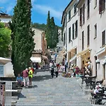 Owl Booking Villa Peric - Family And Friends